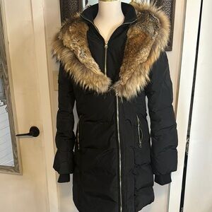 SNOFOXX Black down fox Fur-Trimmed Parka